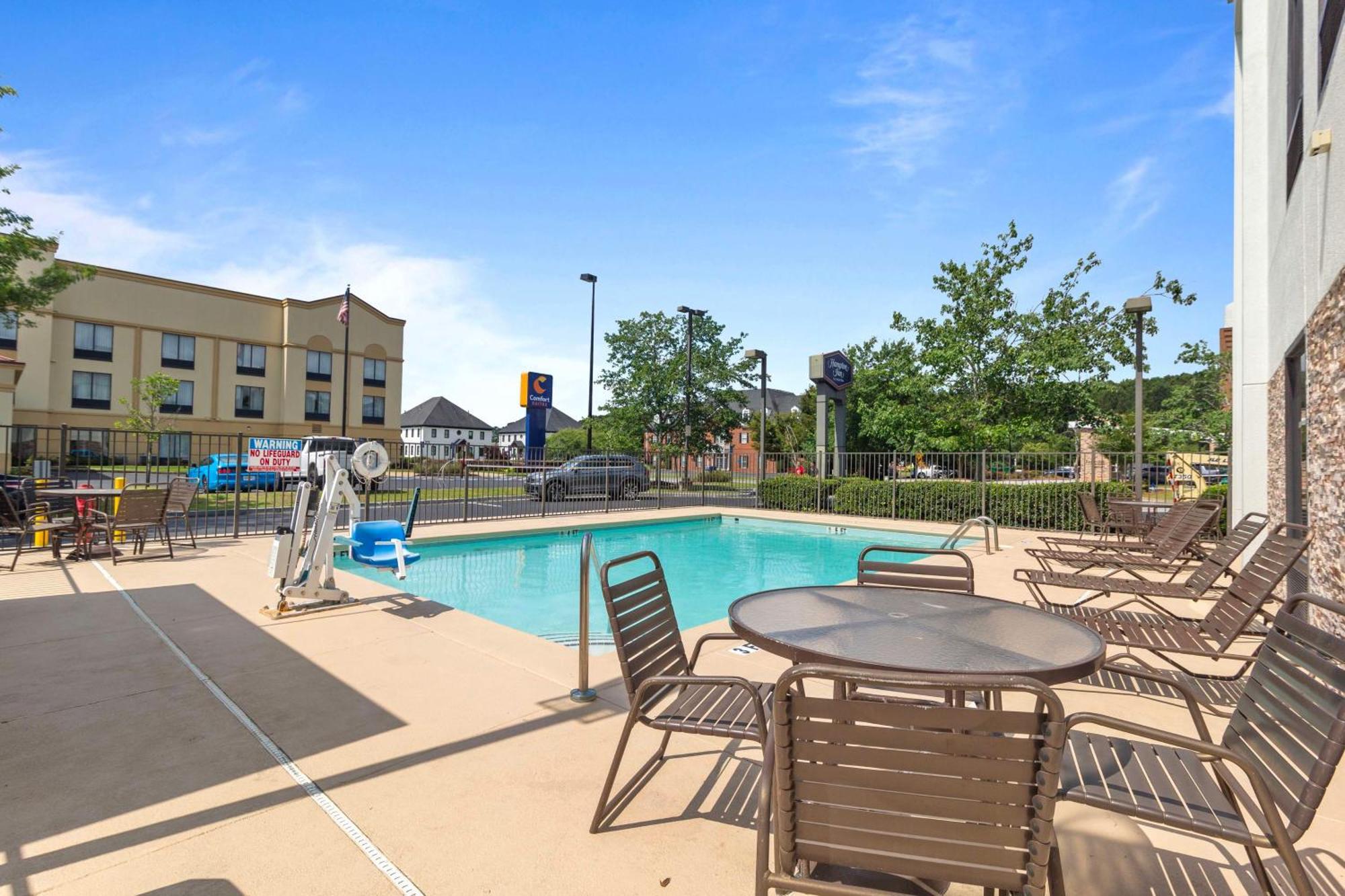 Hampton Inn Atlanta-Вудсток Екстер'єр фото